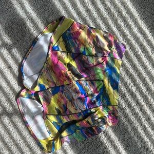 Super fun Lululemon hotty 4” size 4 hotty hot shorts